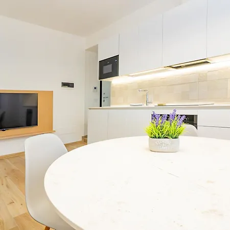 Riva Realestate - Apartman Lecco